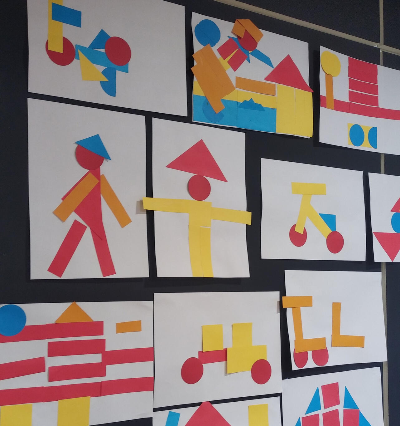 Collages réalisés pendants un atelier de productions graphiques avec les enfants du centre de loisirs. Collages réalisés pendants un atelier de productions graphiques avec les enfants du centre de loisirs.